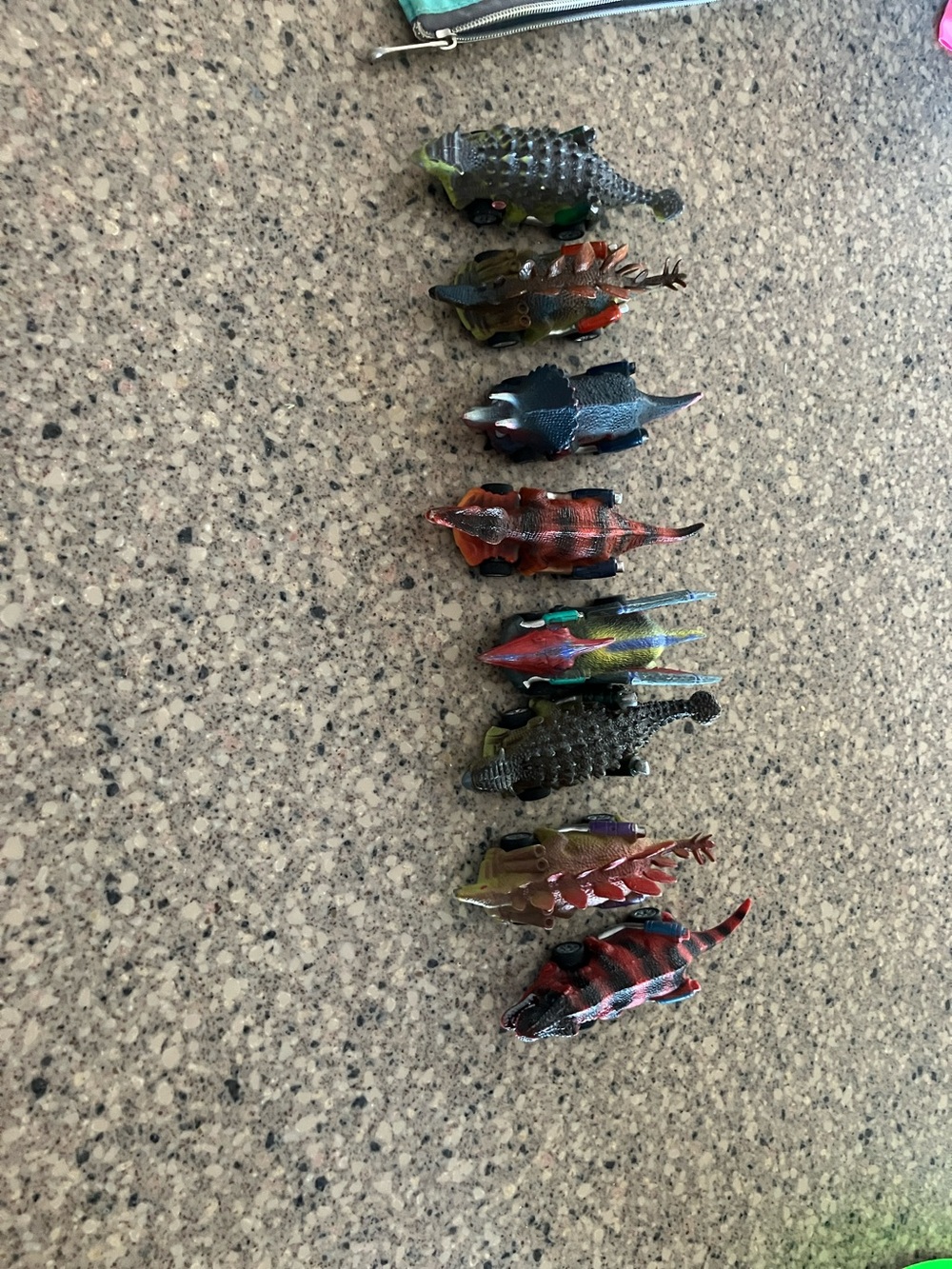 Set of 8 Colorful Dinosaur Pull & Go Cars